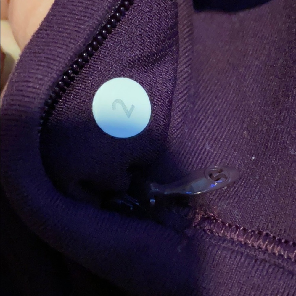 Lululemon Top - image 4